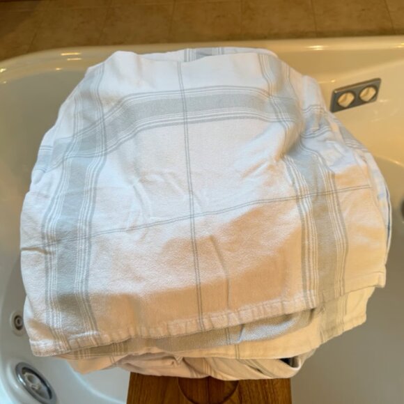 Boll and Branch White and Blue KING Striped Flannel Sheet Set - Picture 1 of 6